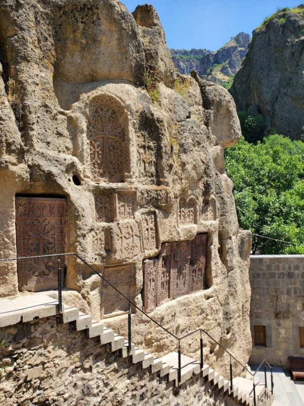 مجموعه مسیحی باستان گغارد در ارمنستان. عکس از هاسمیک قازاریان